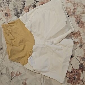 Maternity shorts white denim size 10